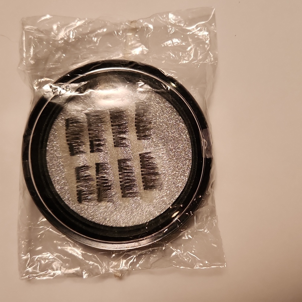 Eye Lashes, Variety Collection - Picture 4 of 6